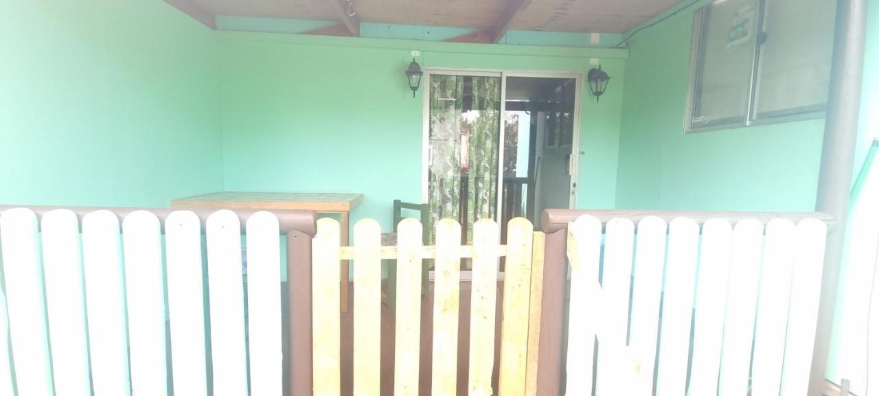 Hostal Henua Roa Χάνγκα Ρόα Εξωτερικό φωτογραφία